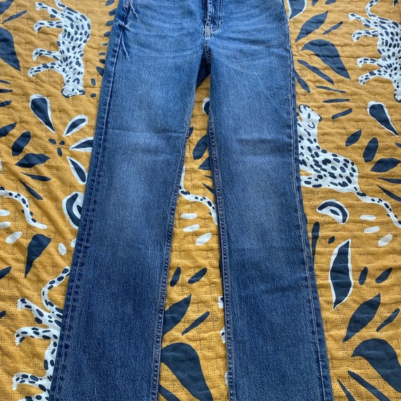 Zara Stove Pipe Jeans - Picture 2 of 3